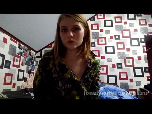 ❤️ O le tamaititi aoga lanu enaena mai Rusia e fiafia i titi tetele. ❌ Rusia porn ️❤
