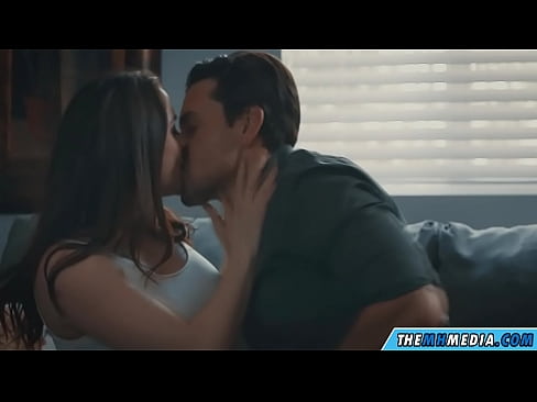 ❤️ Feusuaiga alofa ma se tina busty lelei ❌ Rusia porn ️❤